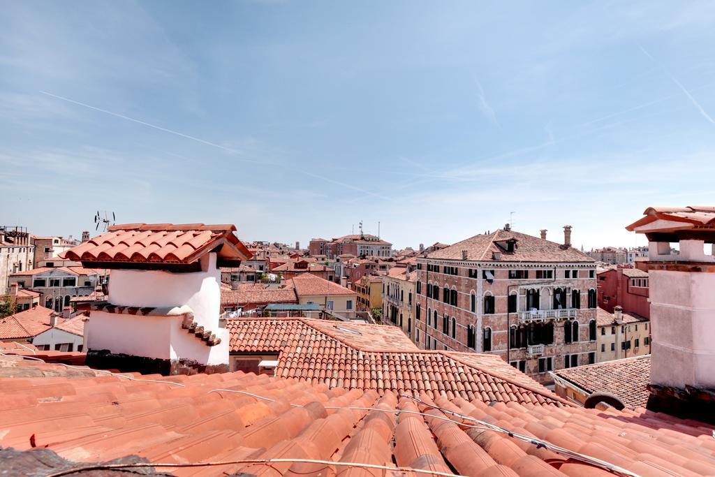 Ca' Badoer Attic Apartment Veneţia Exterior foto