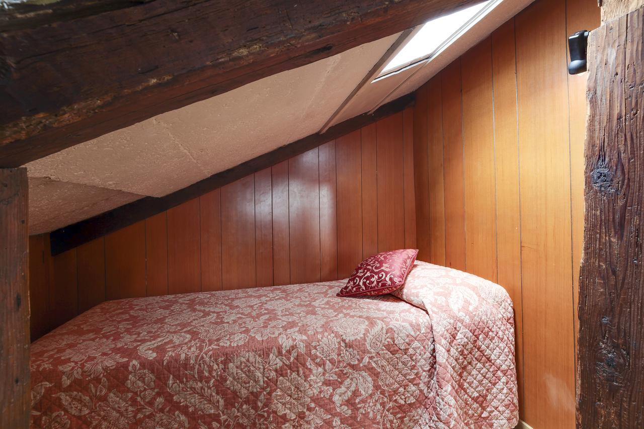 Ca' Badoer Attic Apartment Veneţia Exterior foto