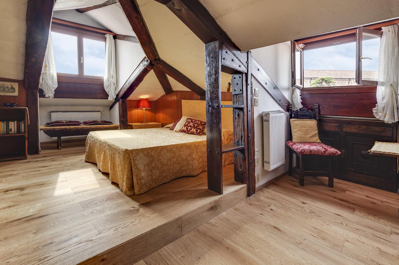 Ca' Badoer Attic Apartment Veneţia Exterior foto